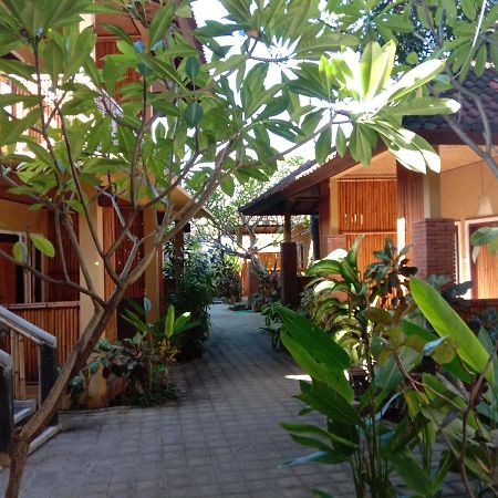 Hotel Petit Boo Amed Exterior foto