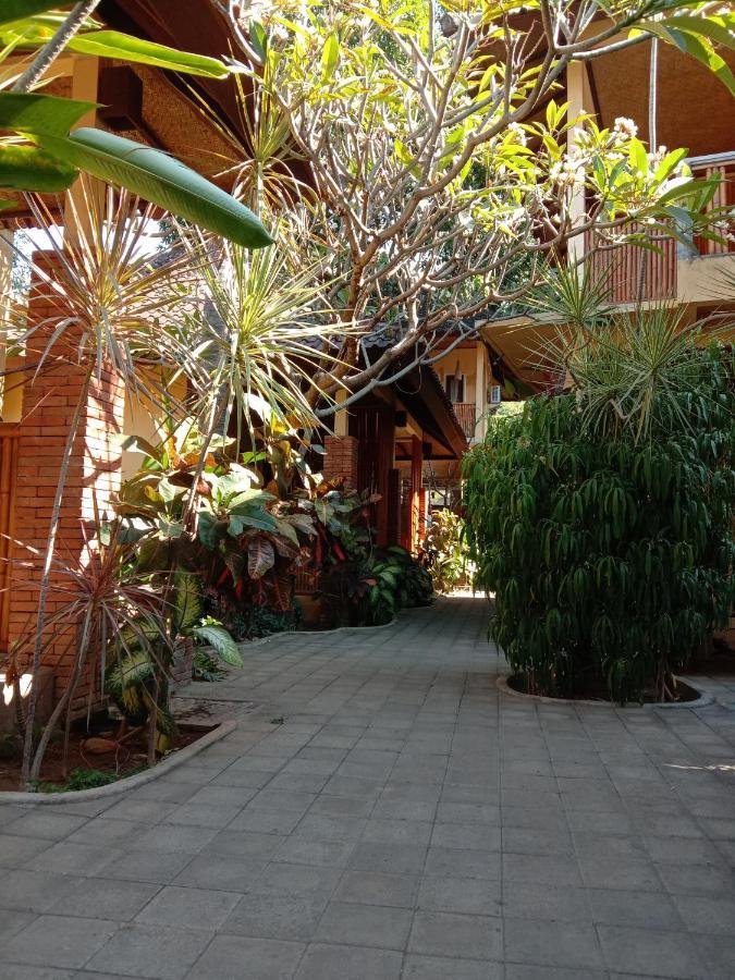 Hotel Petit Boo Amed Exterior foto