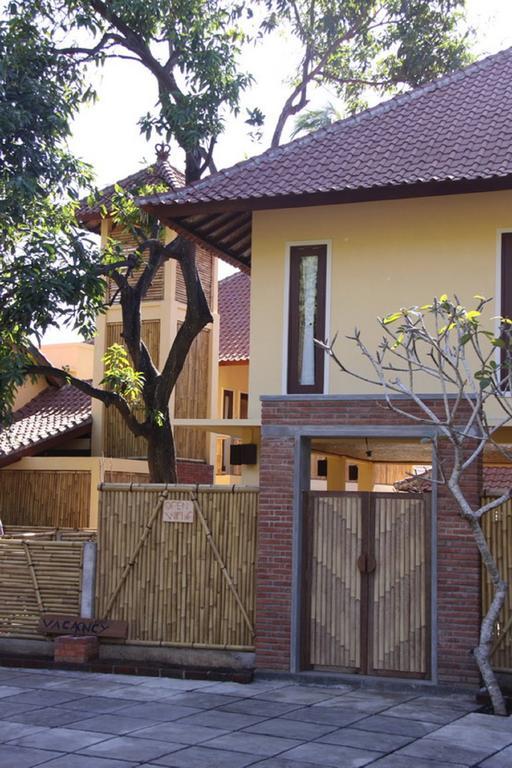 Hotel Petit Boo Amed Exterior foto